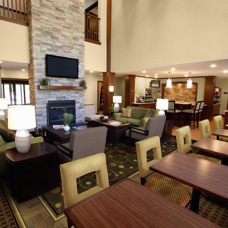 Staybridge Suites Eau Claire - Altoona By Ihg Eksteriør billede