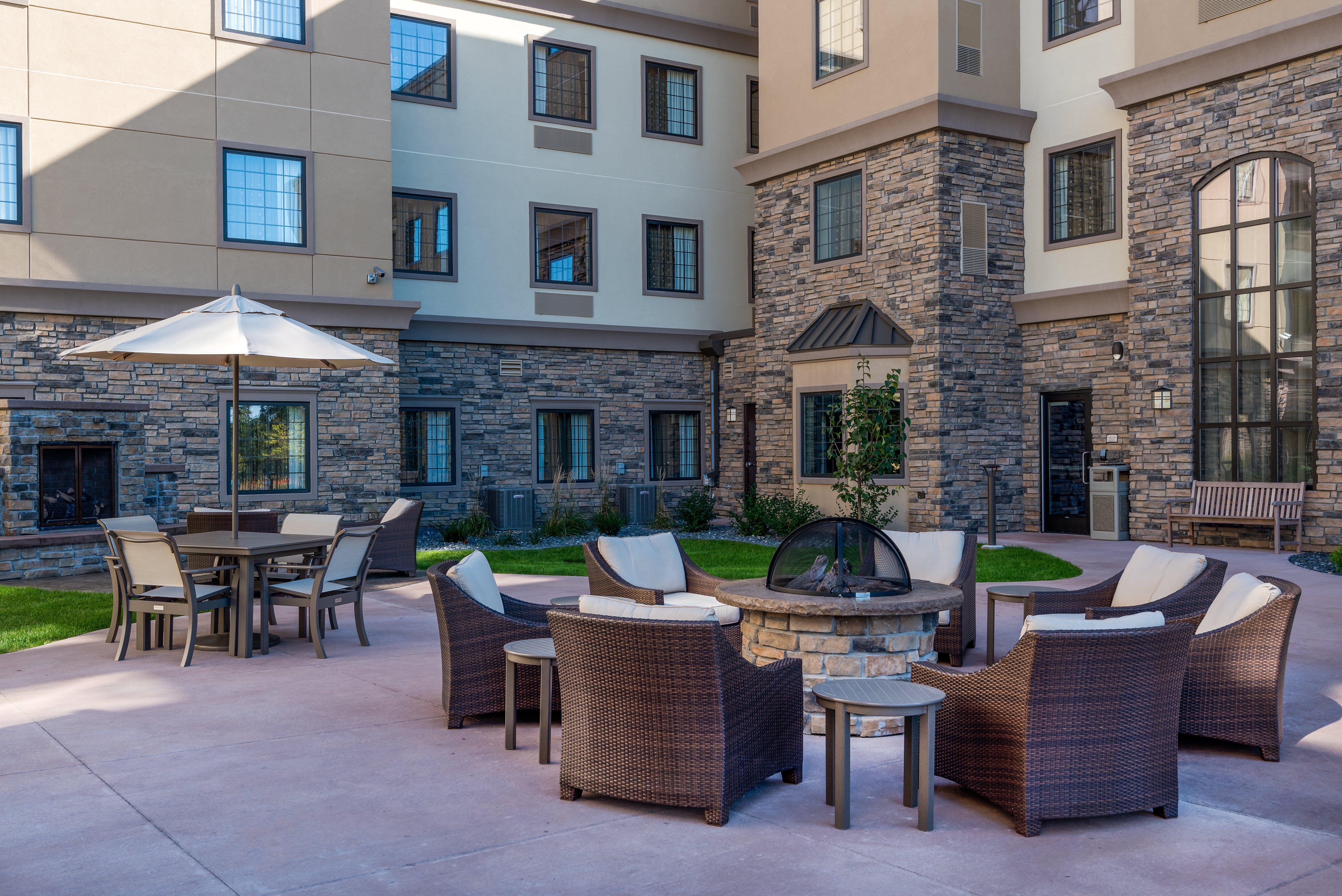 Staybridge Suites Eau Claire - Altoona By Ihg Eksteriør billede