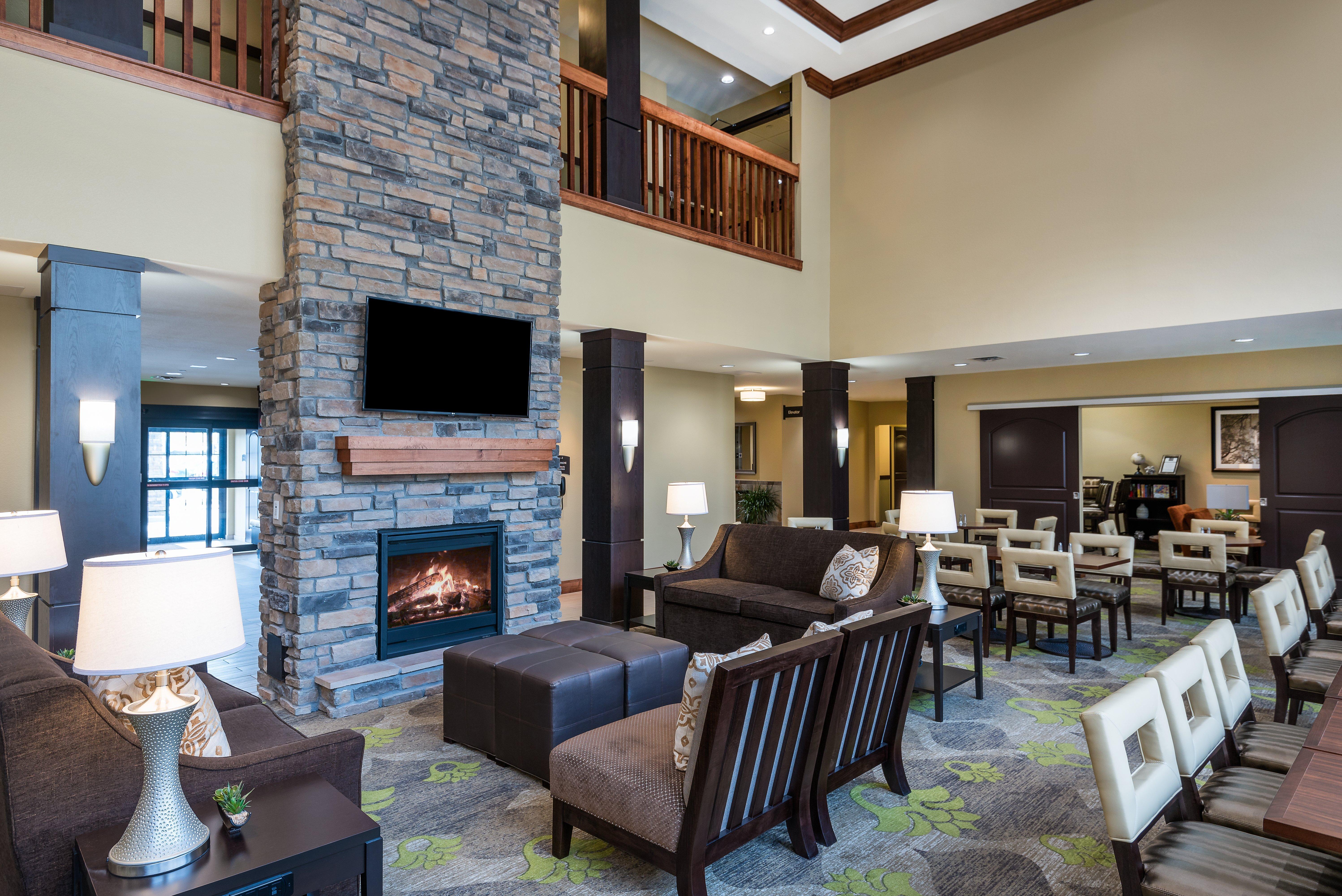 Staybridge Suites Eau Claire - Altoona By Ihg Eksteriør billede