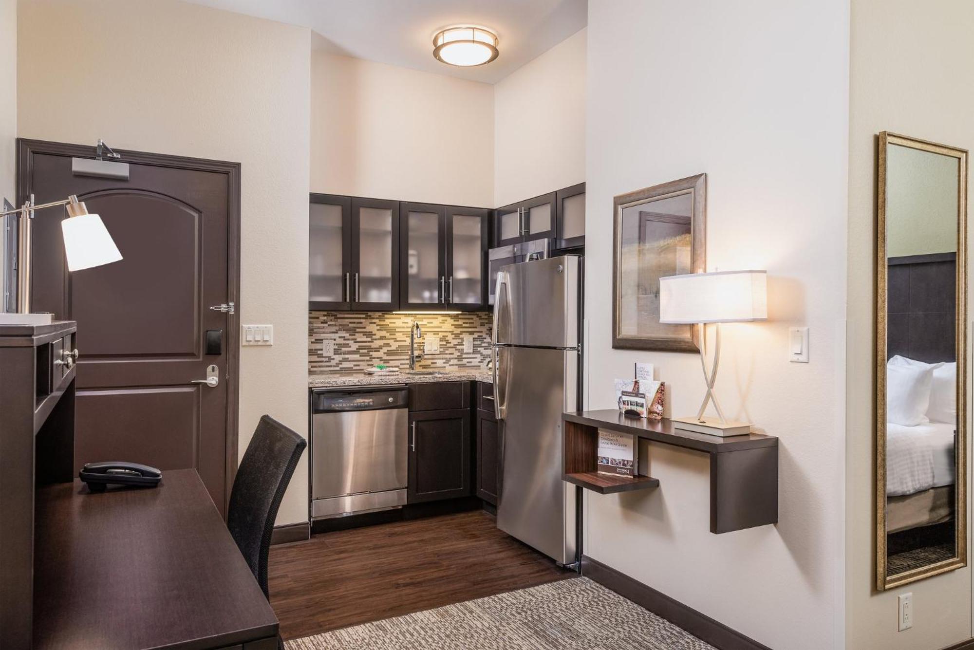 Staybridge Suites Eau Claire - Altoona By Ihg Eksteriør billede
